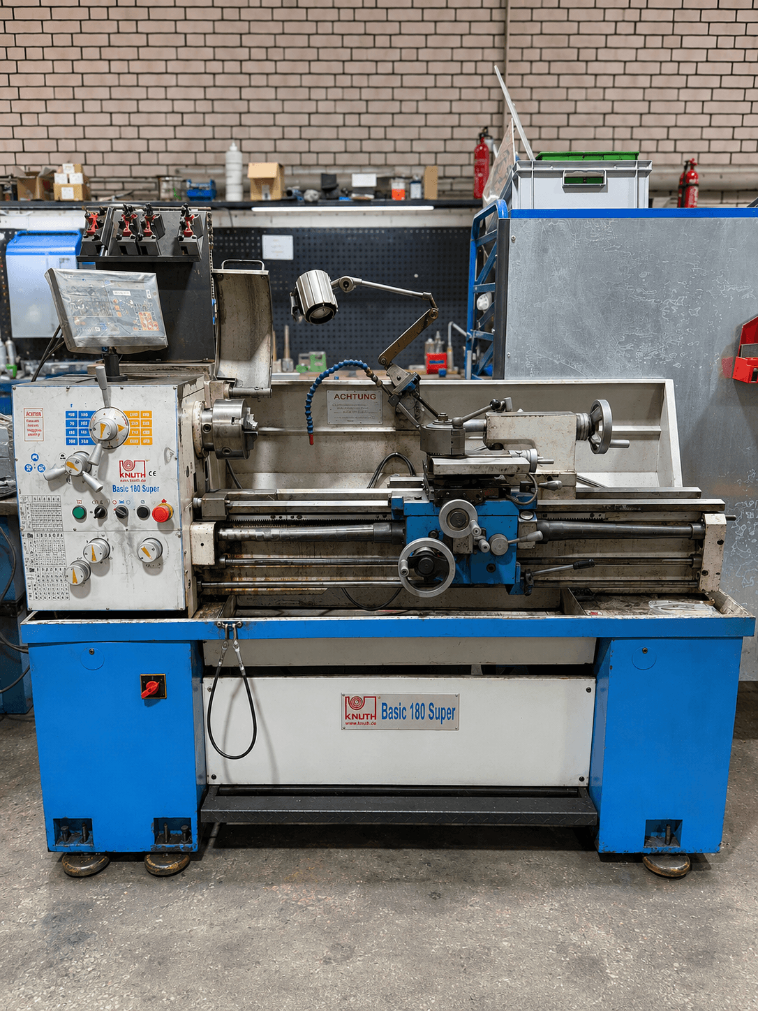 Drehmaschine bei MTH Motorinstandsetzung