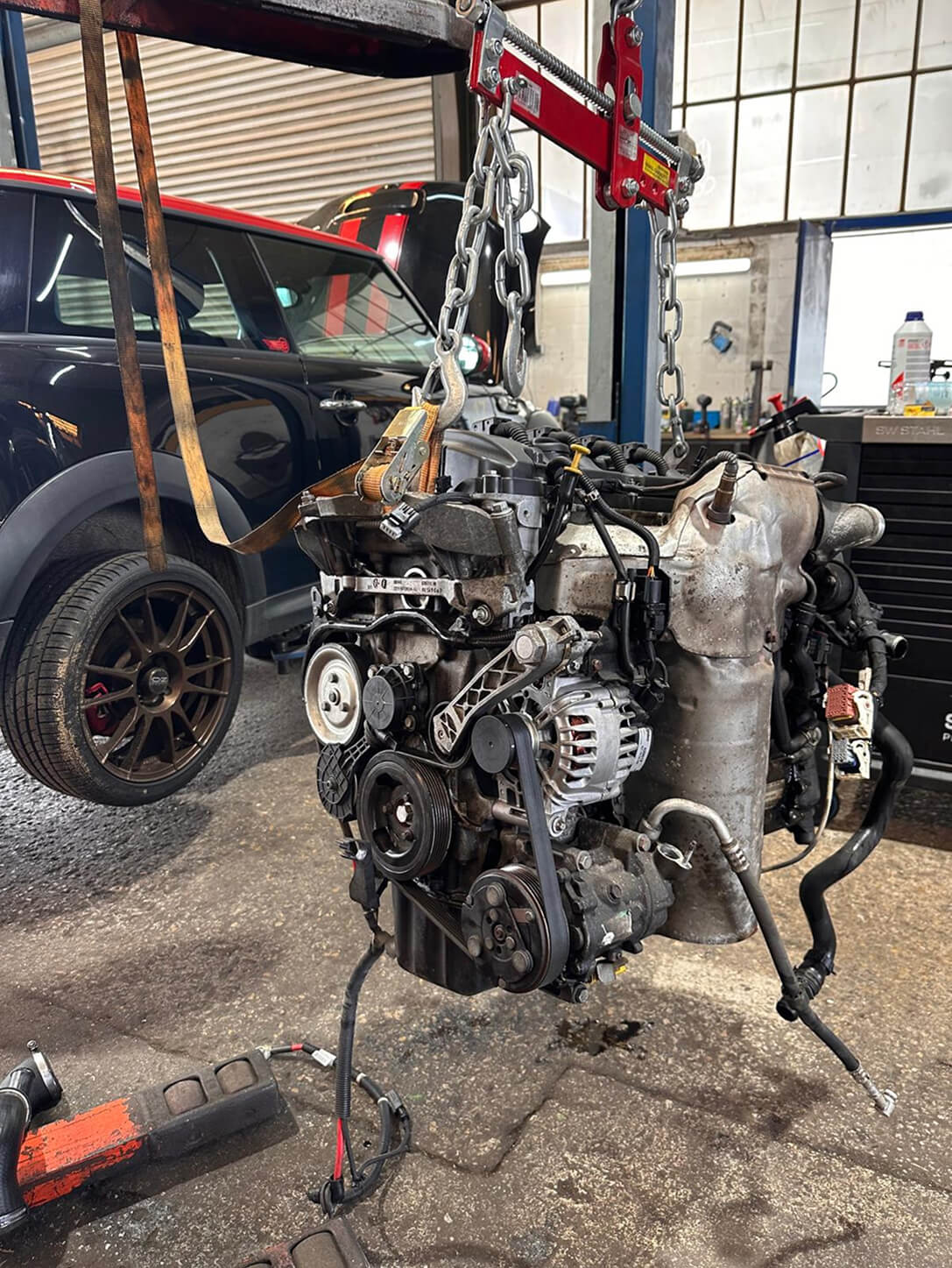 Einblick in die Werkstatt von MTH Motorinstandsetzung